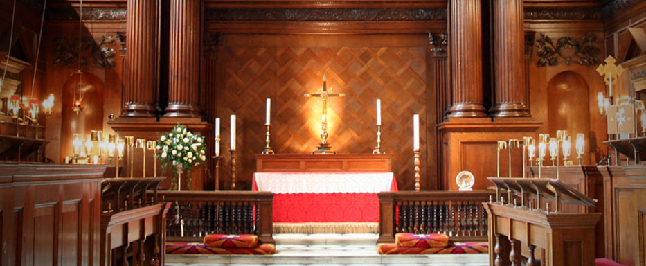 Chapel Royal altar cross