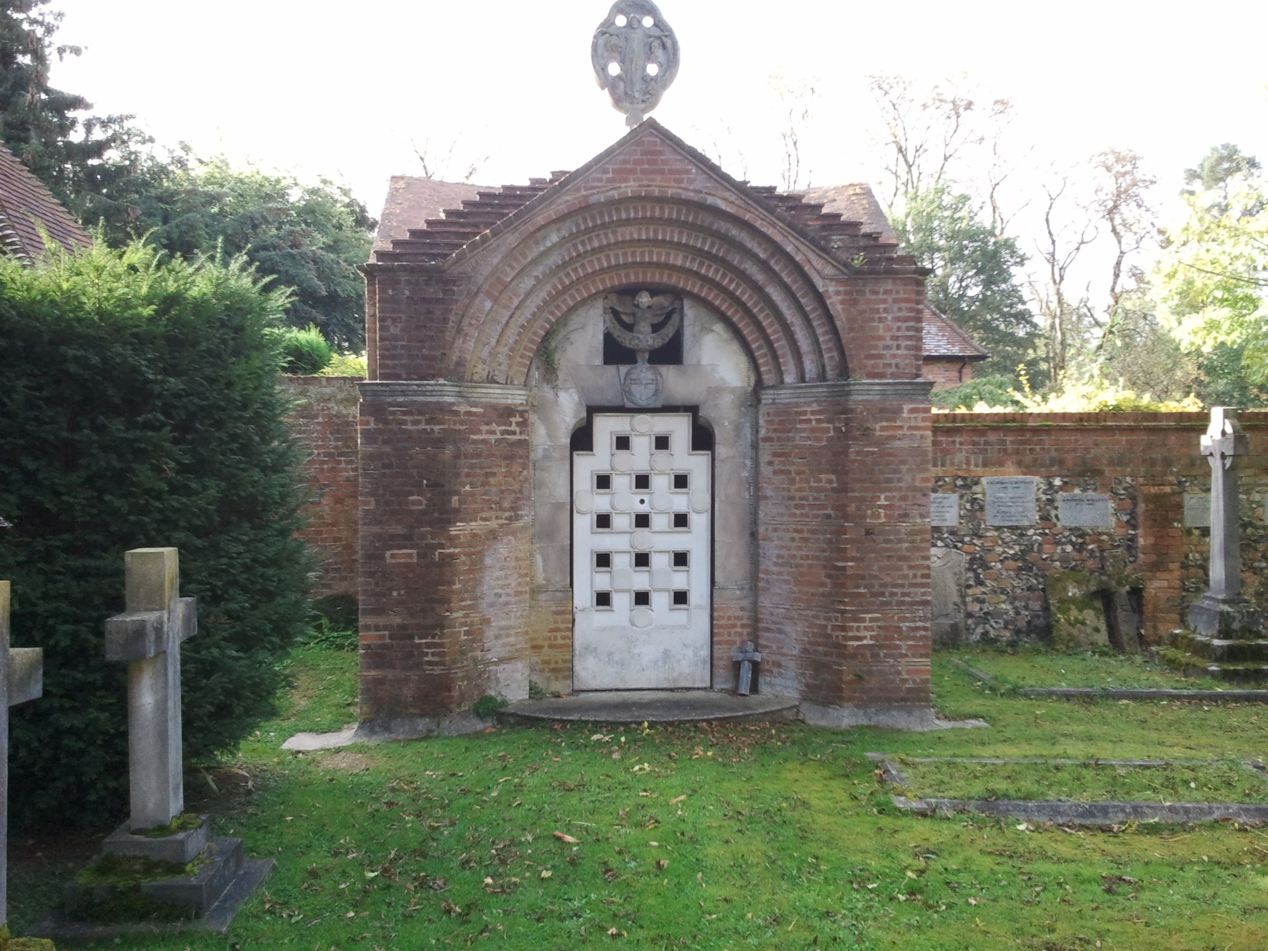 Hannen Mausoleum (Columbaria)