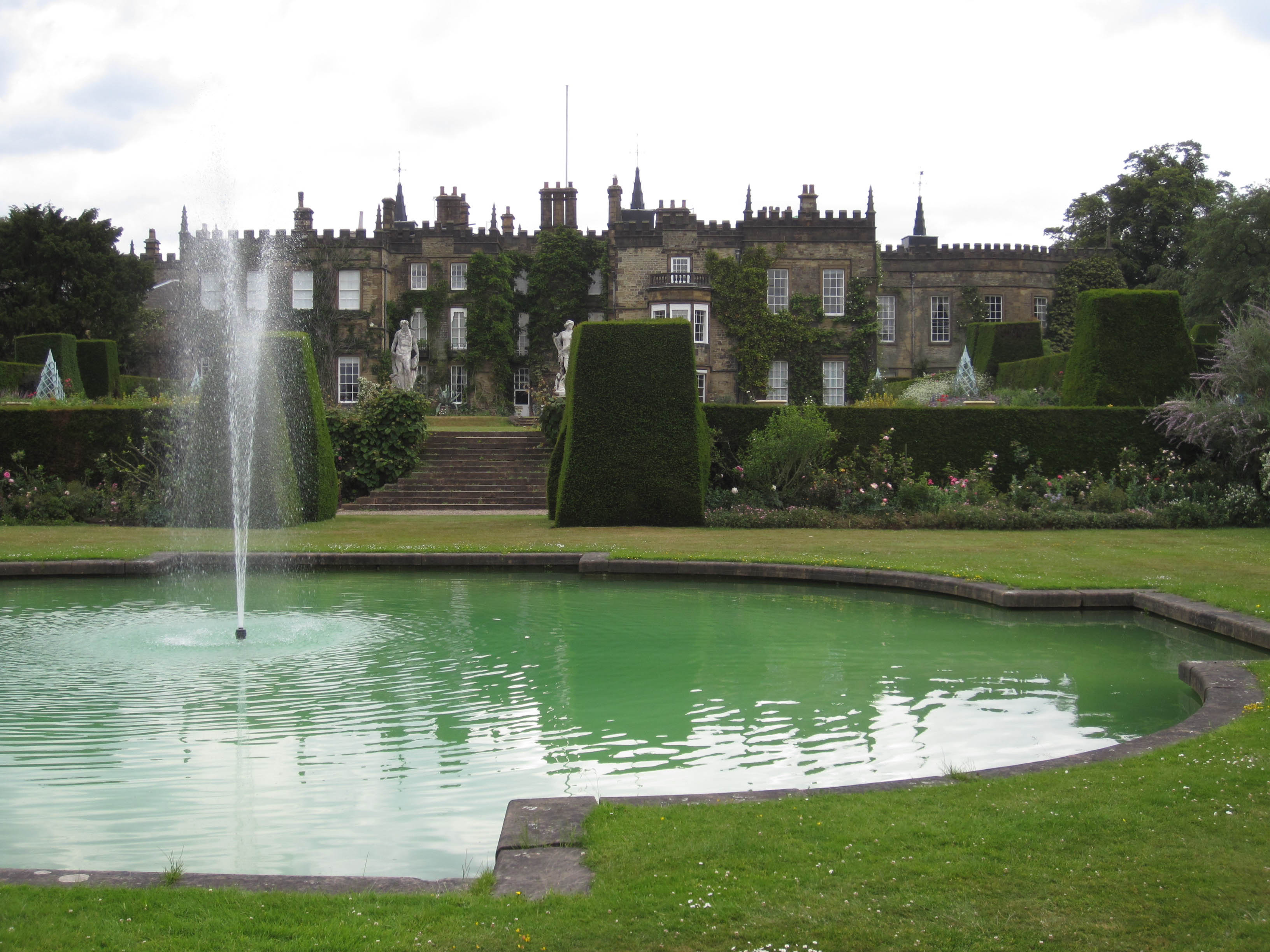 Renishaw Hall
