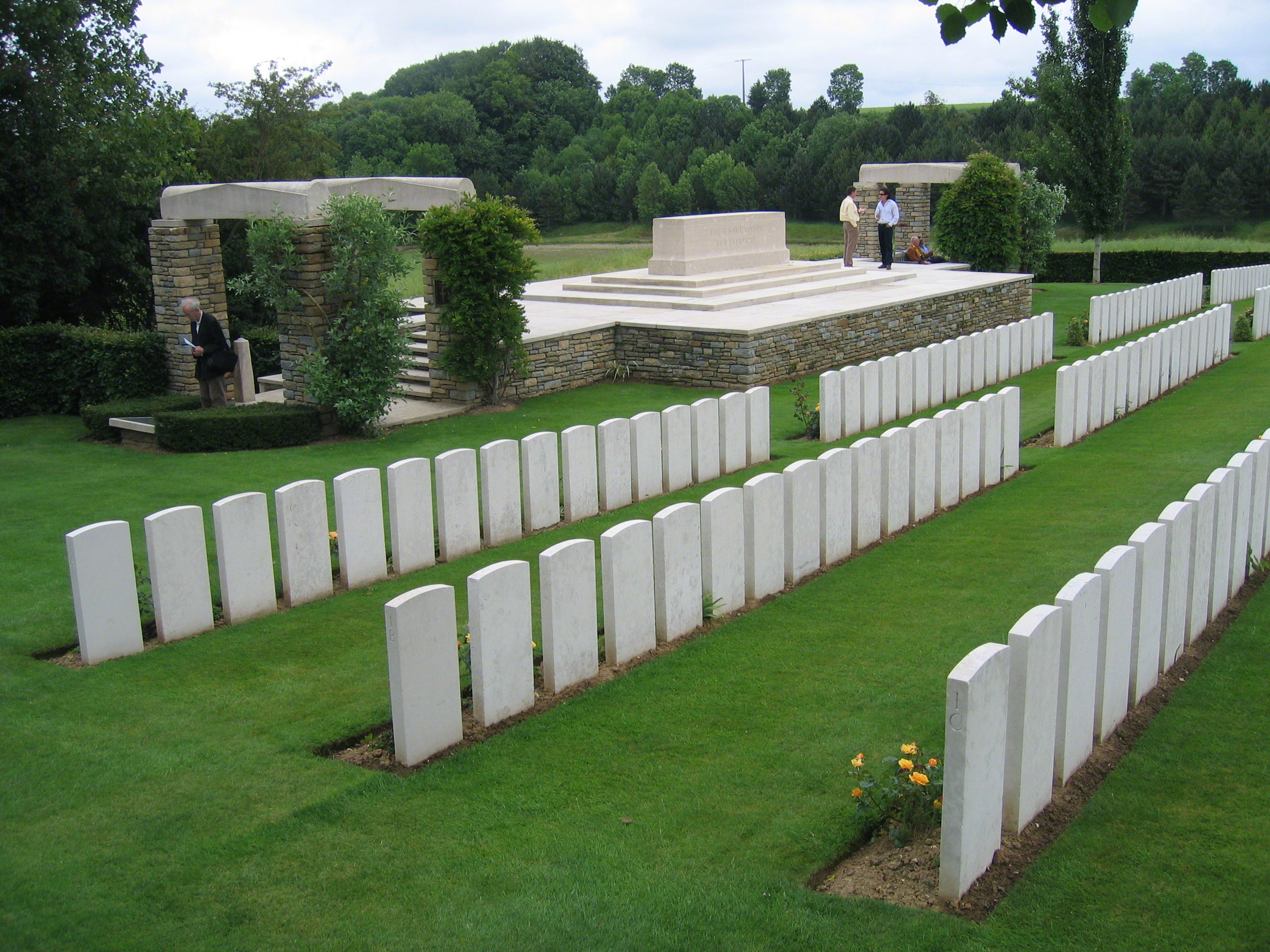 Bagneux British Cemetery, Gézaincourt
