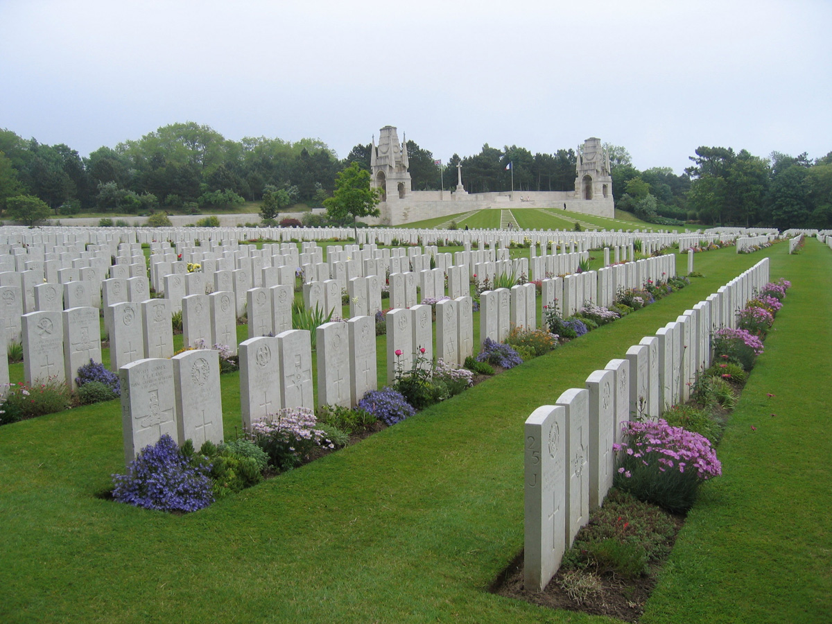 Etaples Military Cemetery
