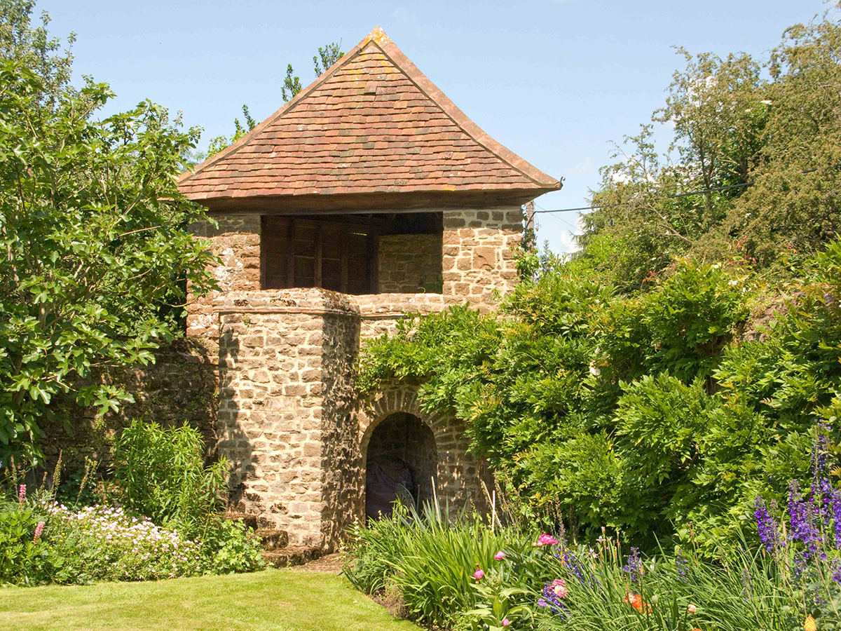 The Thunder House