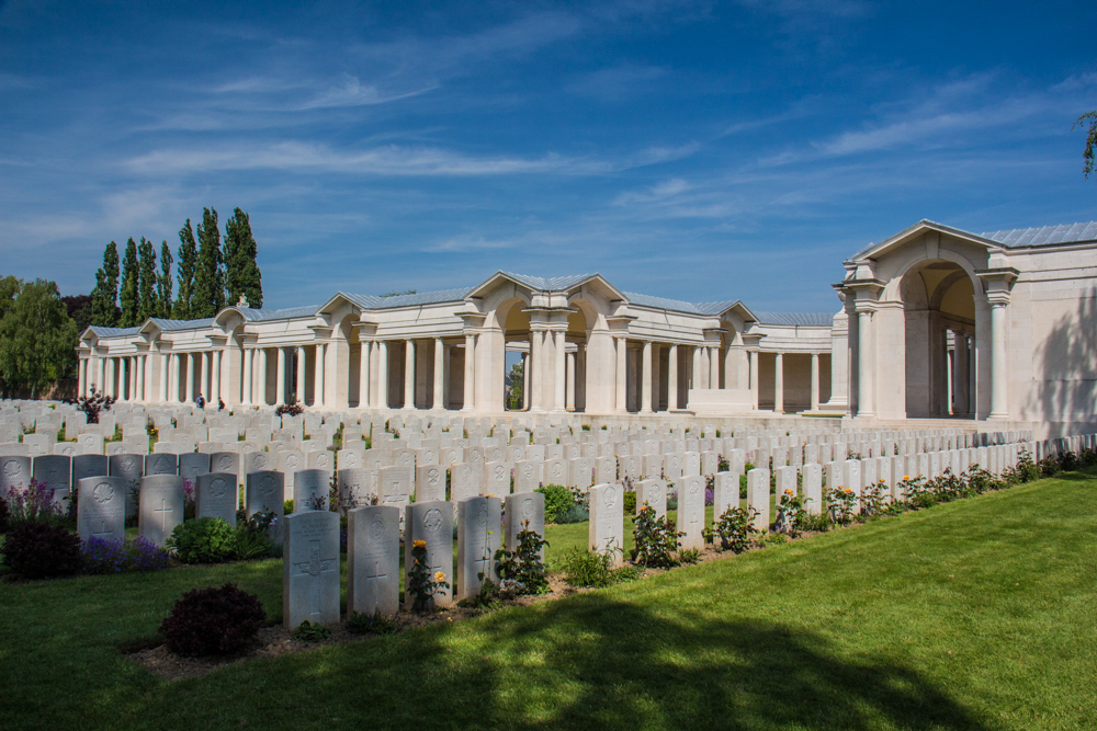 Arras Memorial (Faubourg d'Amiens Cemetery)